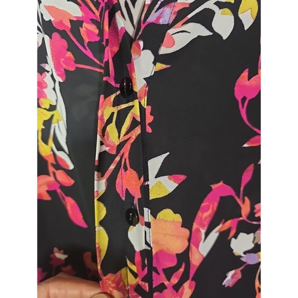 Simply Emma Pink Floral Print Long Sleeve Button Down Shirt Womens Plus Size 2X - Picture 3 of 7